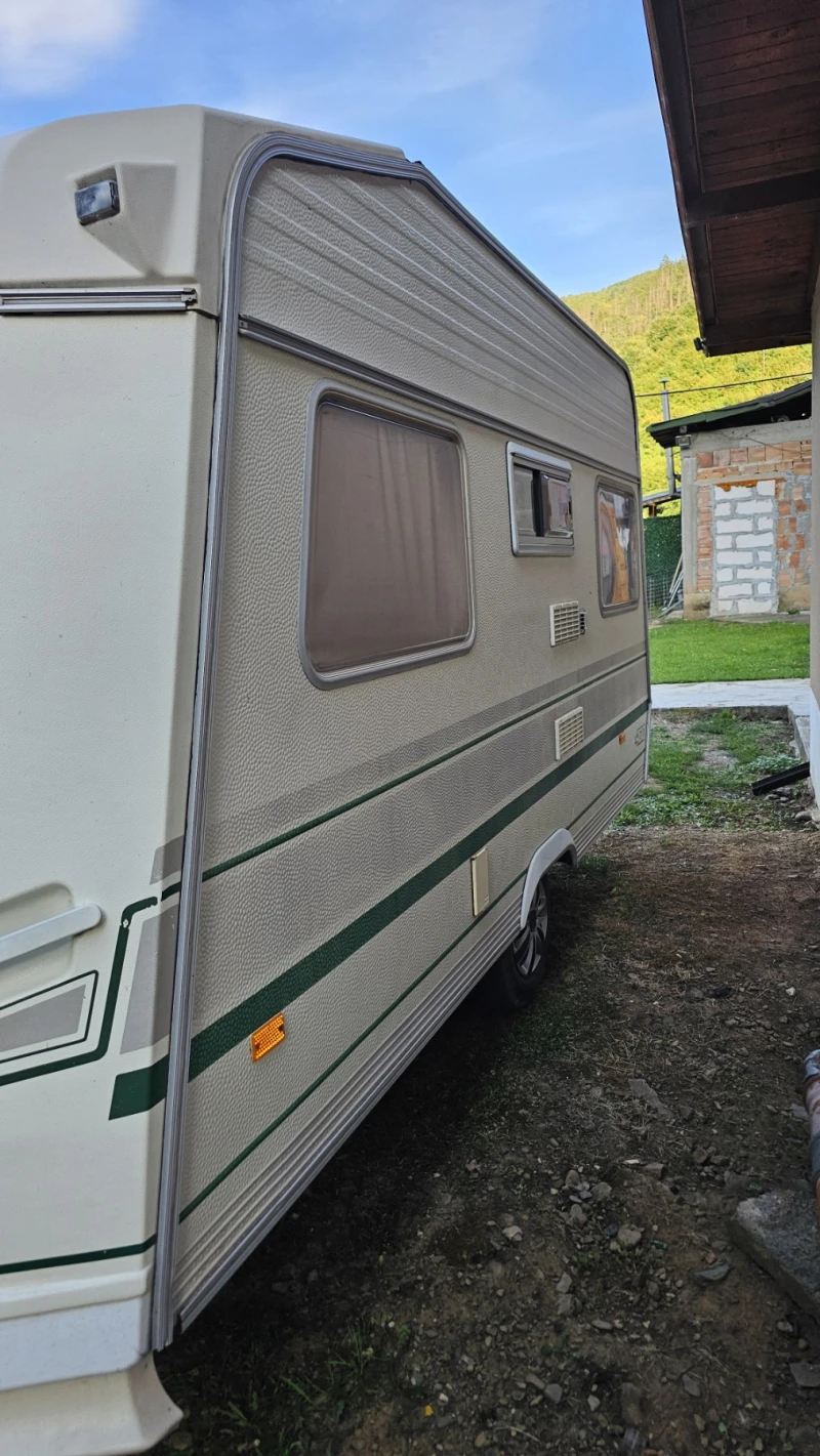 Каравана Chateau 380, снимка 17 - Каравани и кемпери - 53153035