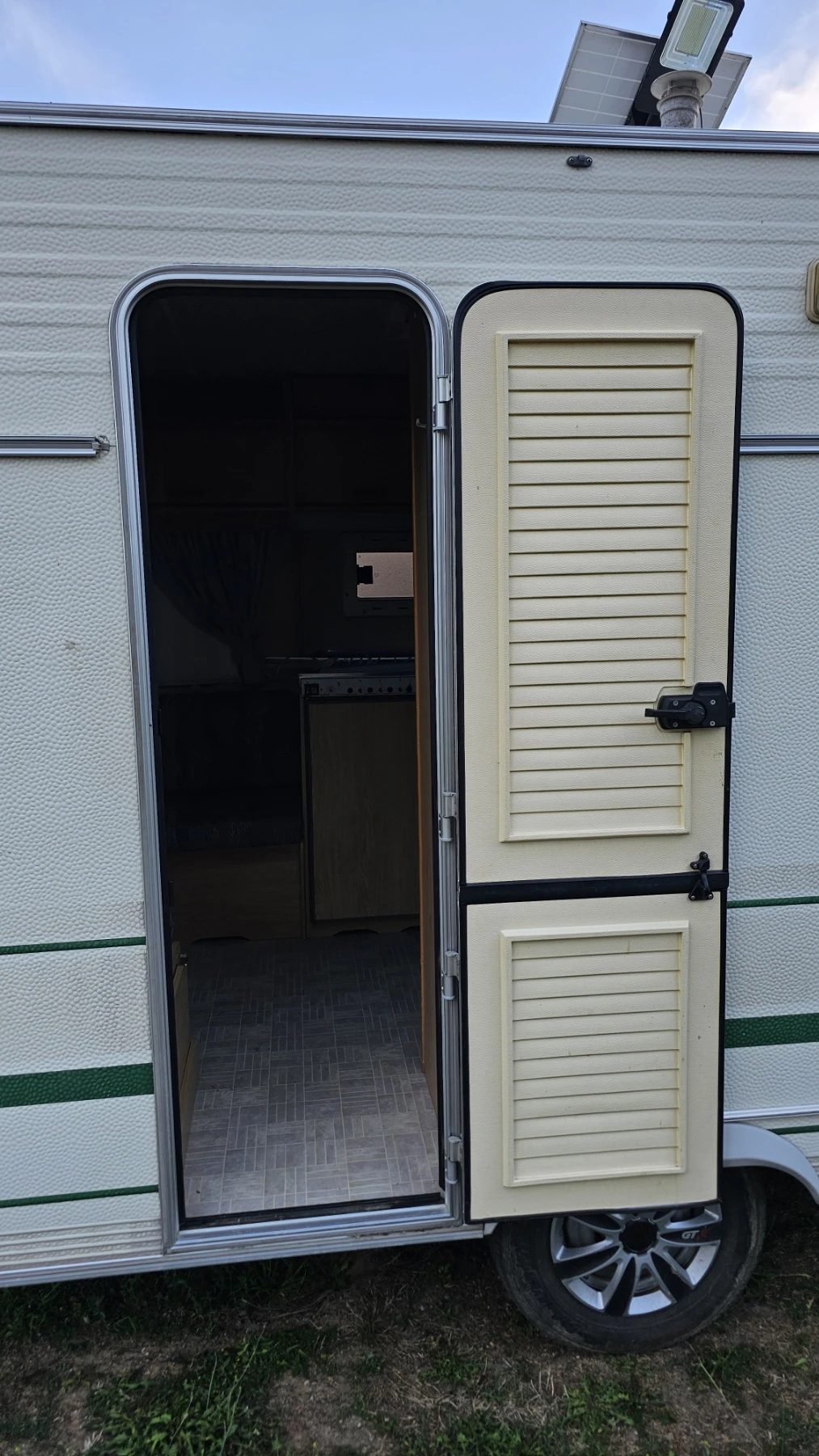 �������� Chateau 380 | Mobile.bg � ����������� 12