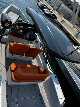 Моторна яхта Saxdor 200 PRO SPORT + Kолесар, снимка 8