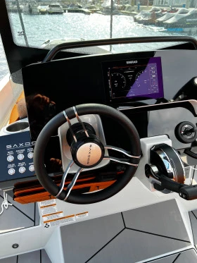 Моторна яхта Saxdor 200 PRO SPORT + Kолесар, снимка 14
