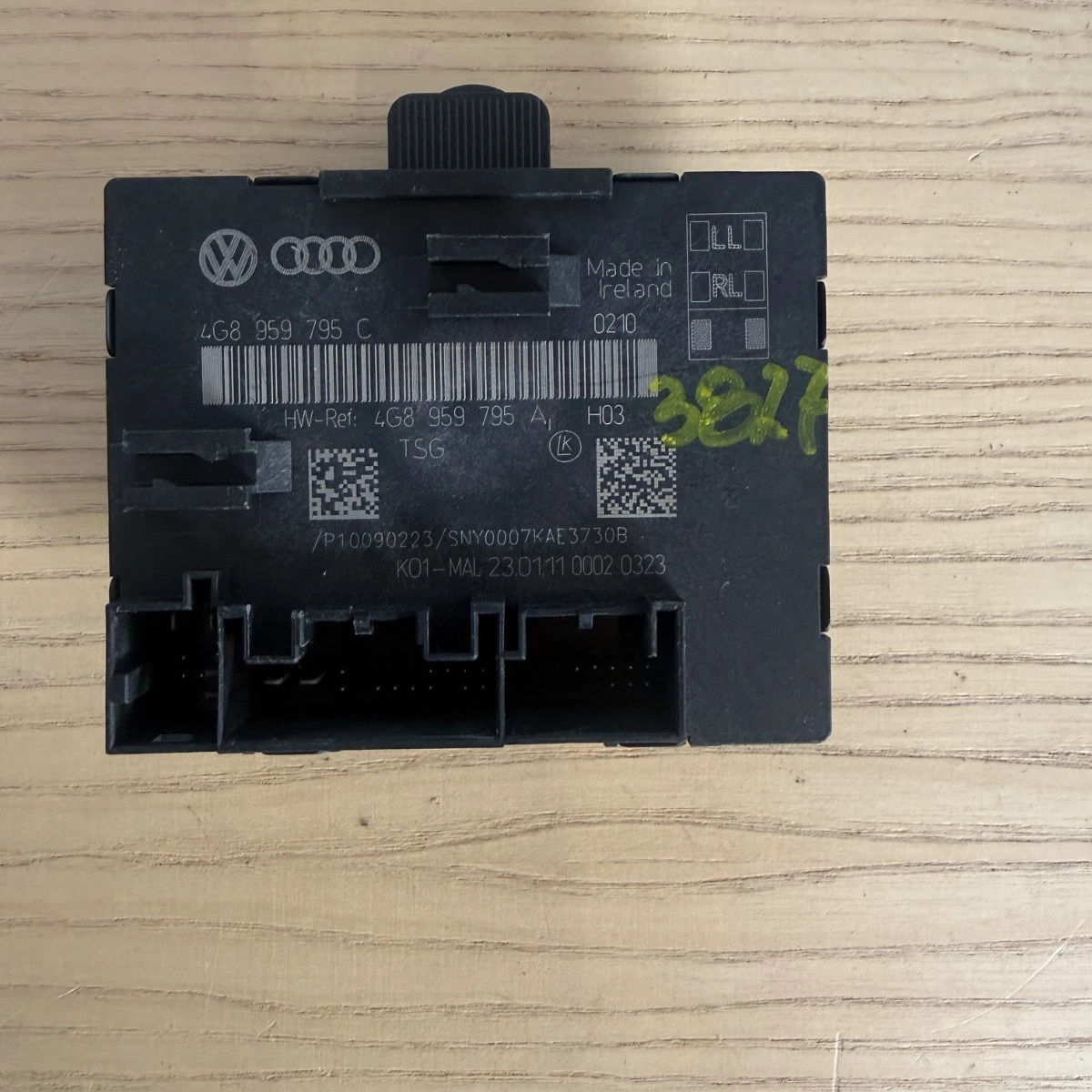 Електронен модул yправление задна дясна врата за Audi A7 4G 4G8959795A-3827