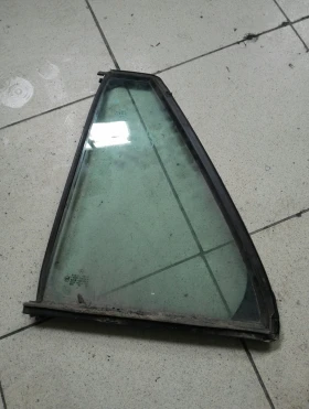 Стъкло задно ляво малко Мерцедес Ц220 W202 комби