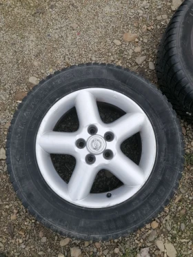Гуми с джанти 215/65R16, снимка 1