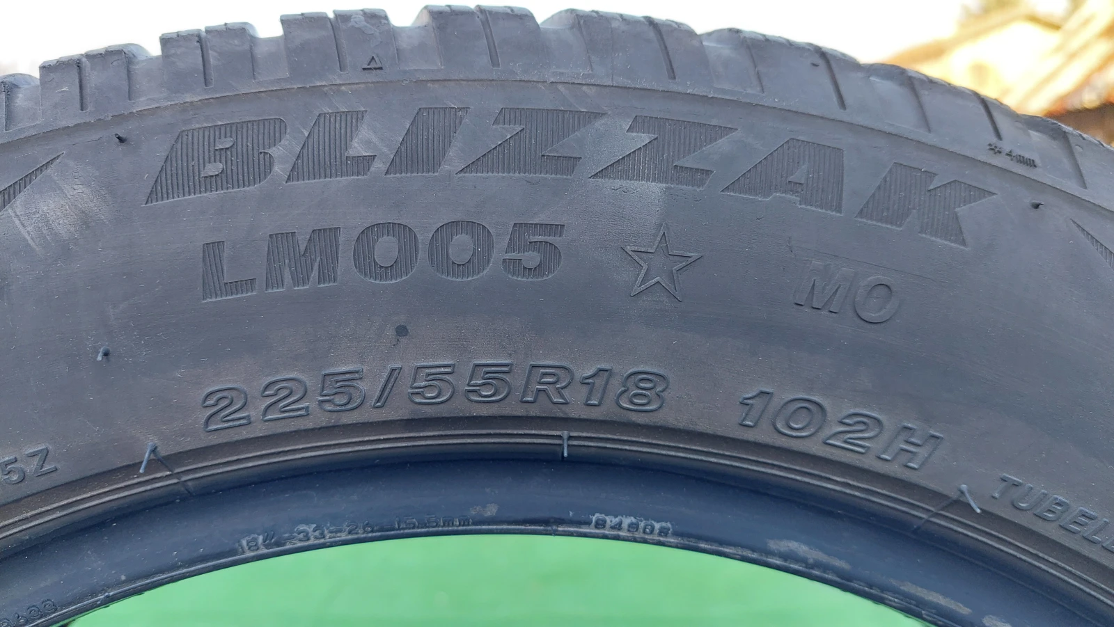 Гуми Зимни 225/55R18, снимка 4 - Гуми и джанти - 53850823