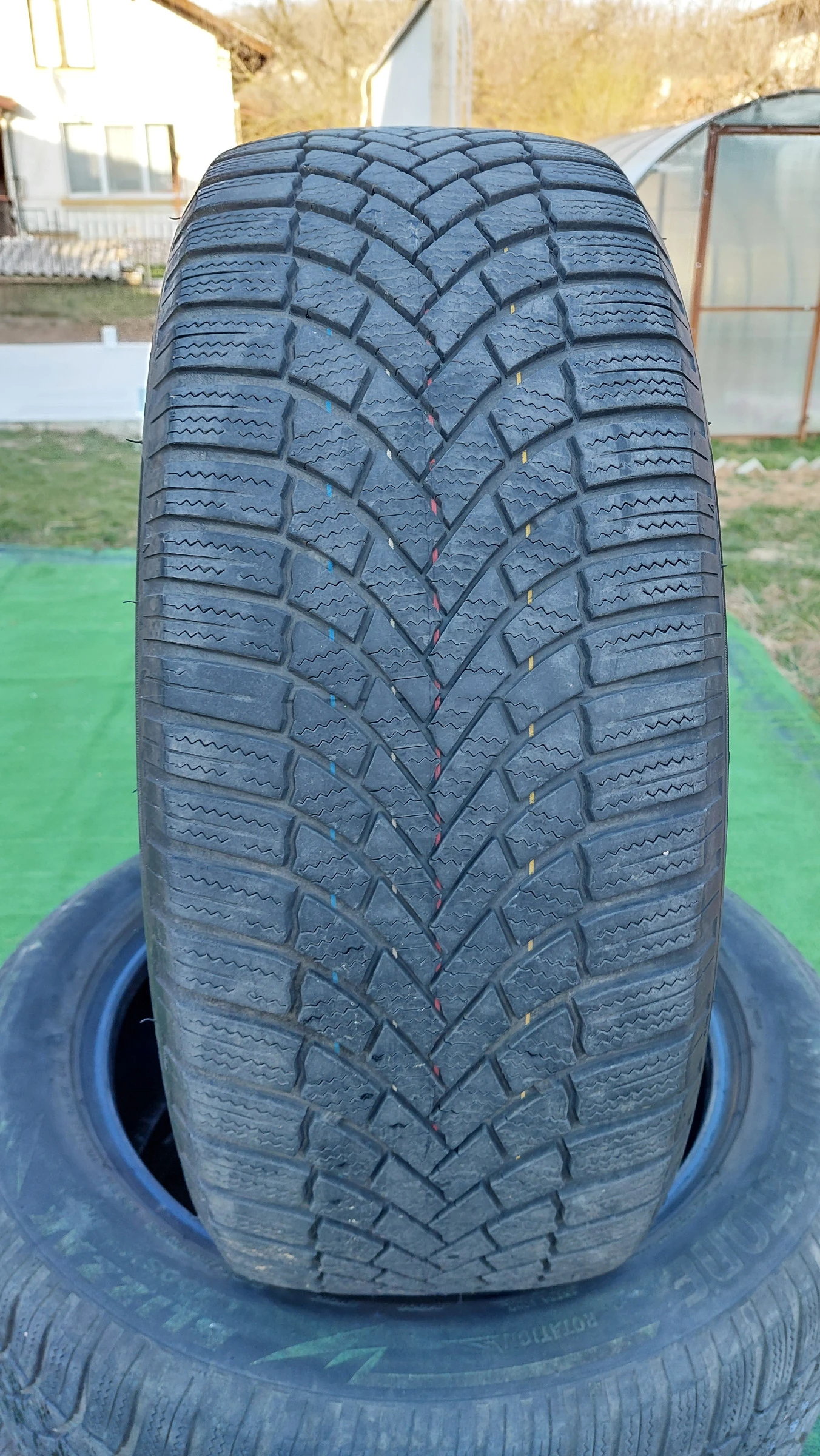 Гуми Зимни 225/55R18