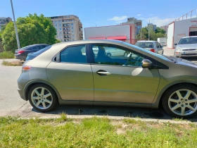 Honda Civic 1.8 бензин автоматик, снимка 3