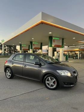 Toyota Auris, снимка 2