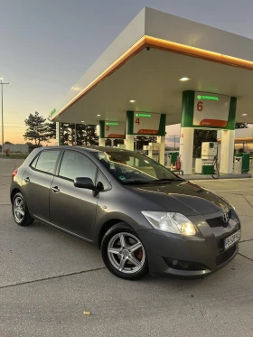 Toyota Auris, снимка 1