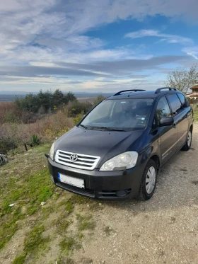  Toyota Avensis verso