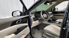 Kia Carnival 4th Generation 9-seater Prestige - 40700 лв. - 97316039 10