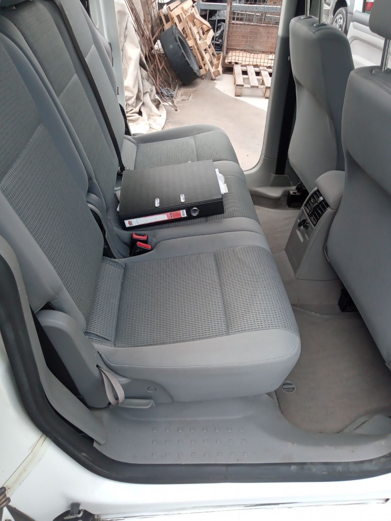 VW Caddy 2.0 EcoFuel Life, снимка 8 - Автомобили и джипове - 42327565