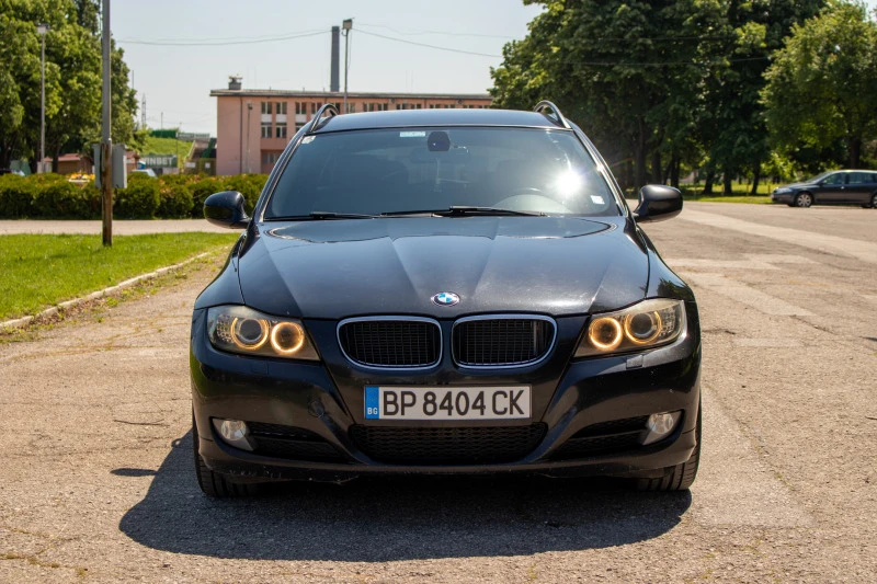 BMW 318 ОБСЛУЖЕН!, снимка 1 - Автомобили и джипове - 46794254