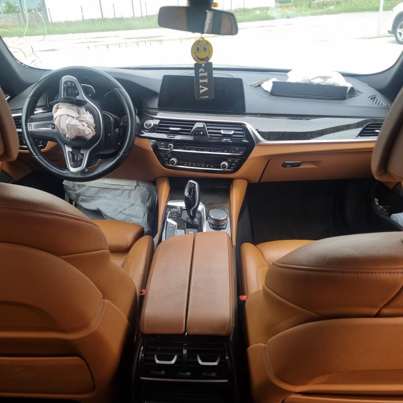 BMW 530 X-DRIVE, снимка 10 - Автомобили и джипове - 45837034