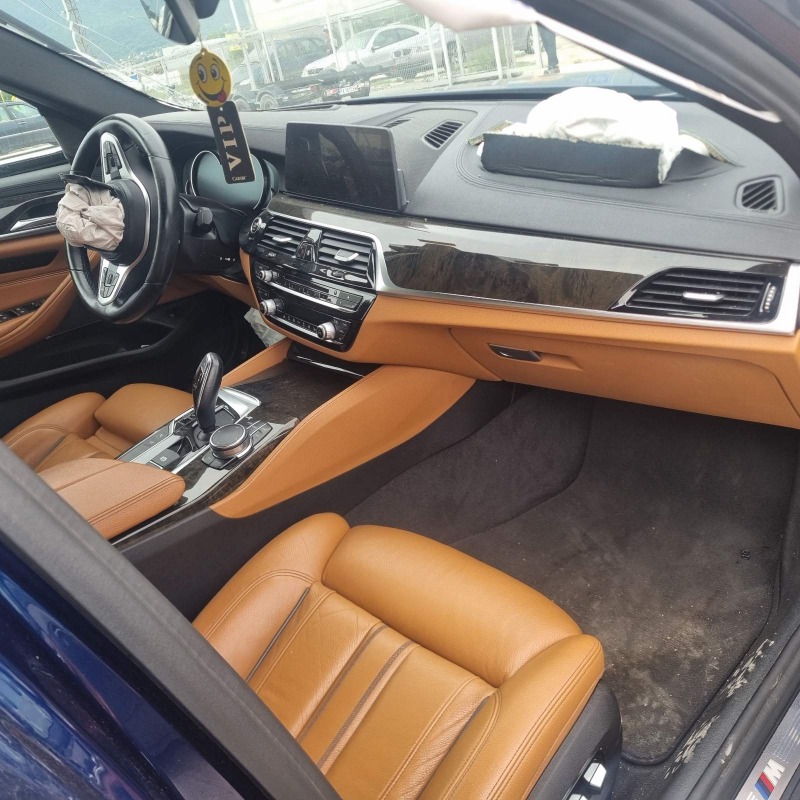 BMW 530 X-DRIVE, снимка 11 - Автомобили и джипове - 45837034
