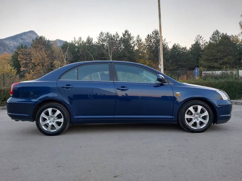 Toyota Avensis 2.0 D-4D 116кс., снимка 1 - Автомобили и джипове - 47861587