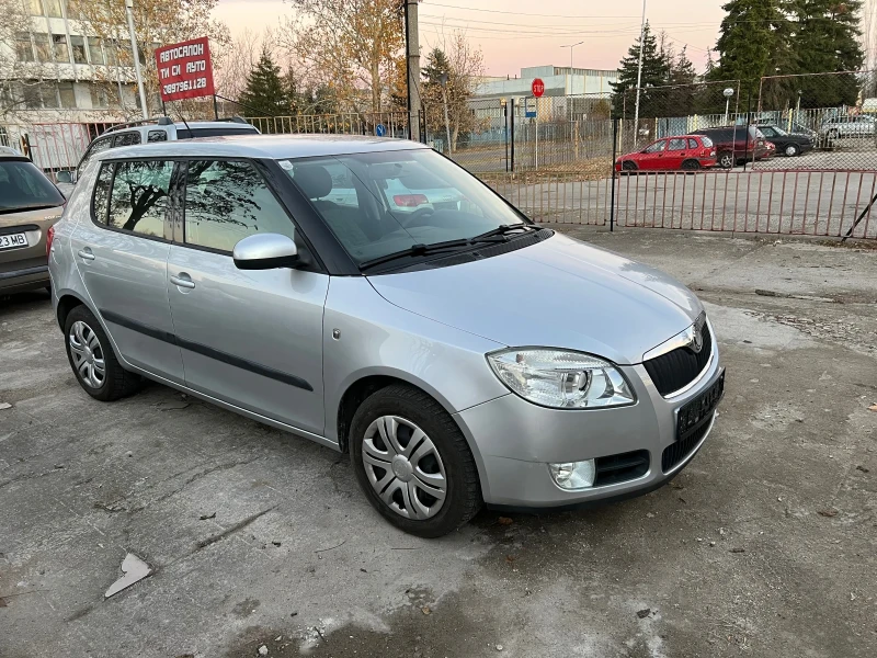 Skoda Fabia Дизел , снимка 12 - Автомобили и джипове - 48117418