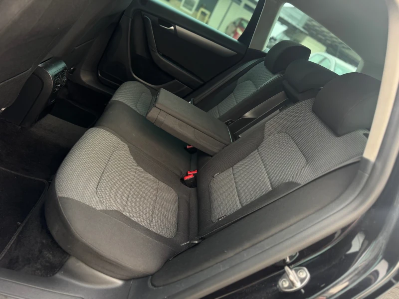 VW Passat 1.4TSI 122кс АВТОМАТИК DSG НАВИ МУЛТИ-ВОЛАН, снимка 12 - Автомобили и джипове - 52810775