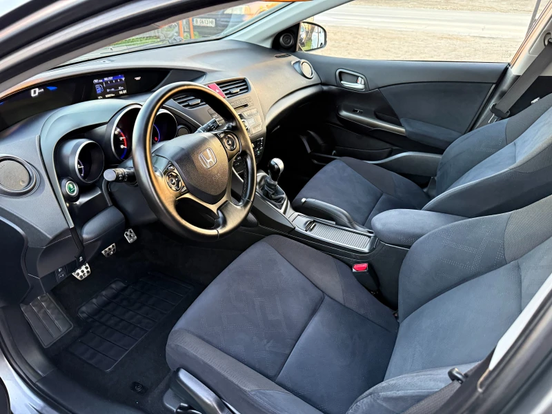 Honda Civic 1.4i-Vtec 6ck. КАМЕРА , снимка 7 - Автомобили и джипове - 52850578