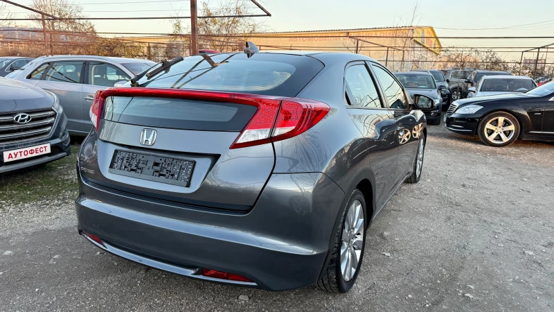 Honda Civic 1.4i-Vtec 6ck. КАМЕРА , снимка 4 - Автомобили и джипове - 52850578