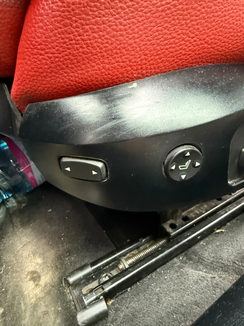 BMW 330, снимка 13 - Автомобили и джипове - 53176105