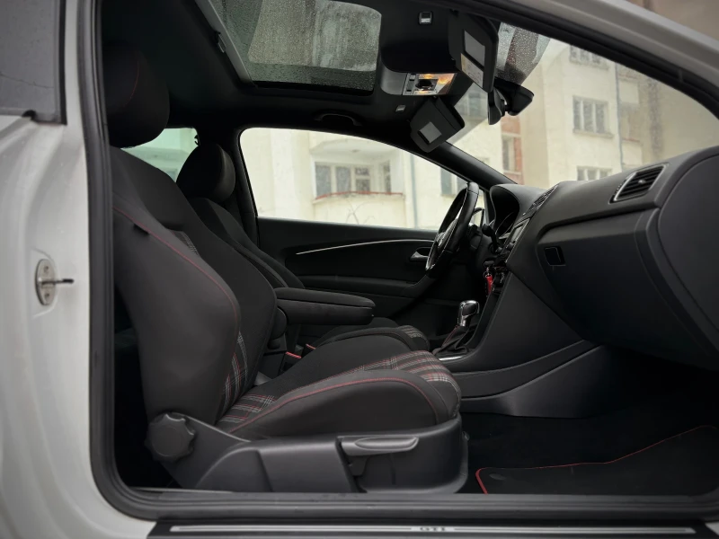 VW Polo * GTI * 1.8TSI * DSG * KAMERA * PANORAMA * , снимка 9 - Автомобили и джипове - 53571320