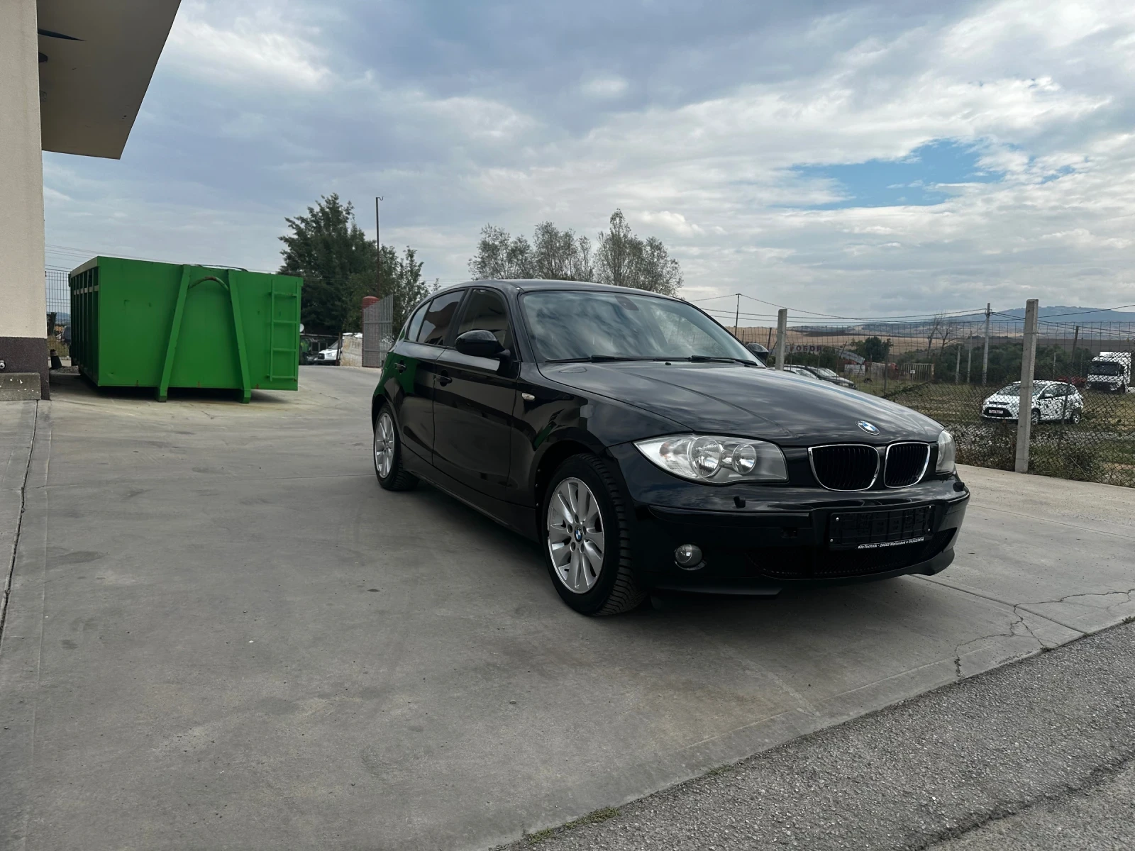 BMW 116 1, 6I-2008г - изображение 3