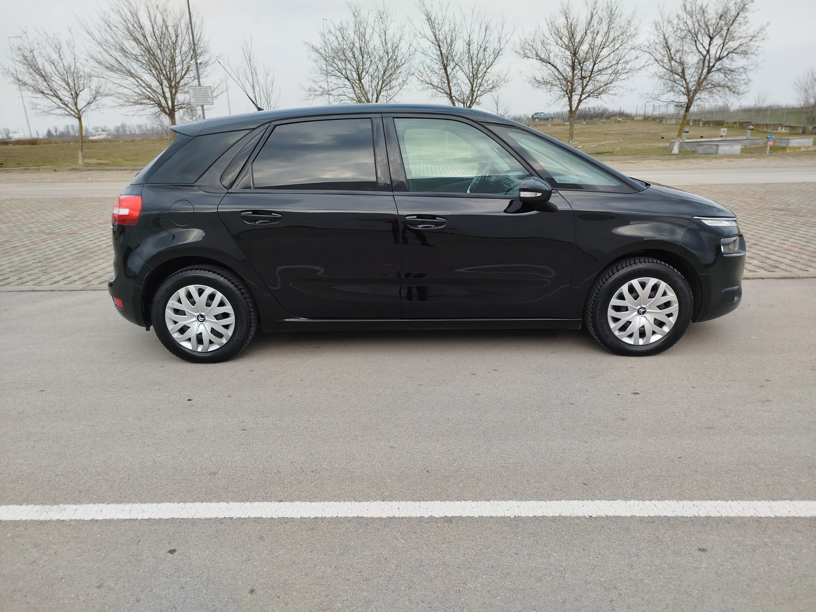 Citroen C4 Picasso 1.6-120кс Евро-5 - изображение 7