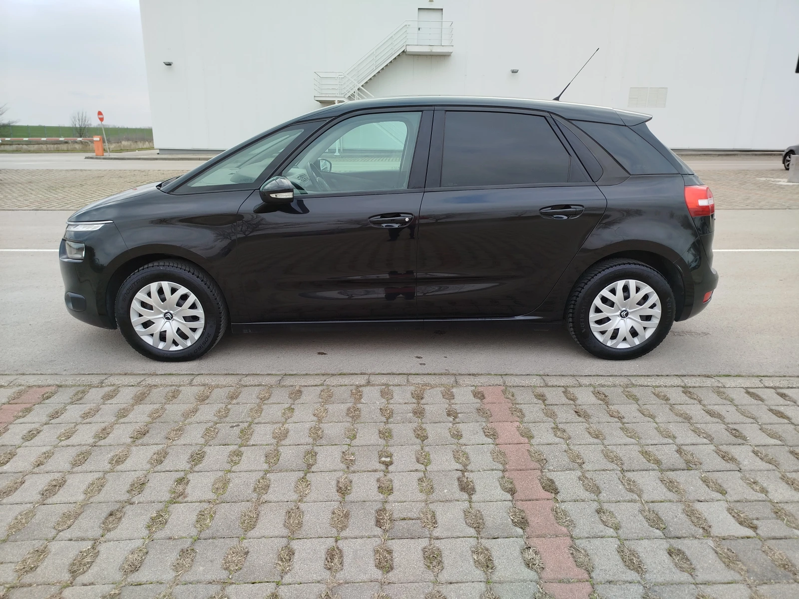 Citroen C4 Picasso 1.6-120кс Евро-5 - изображение 3