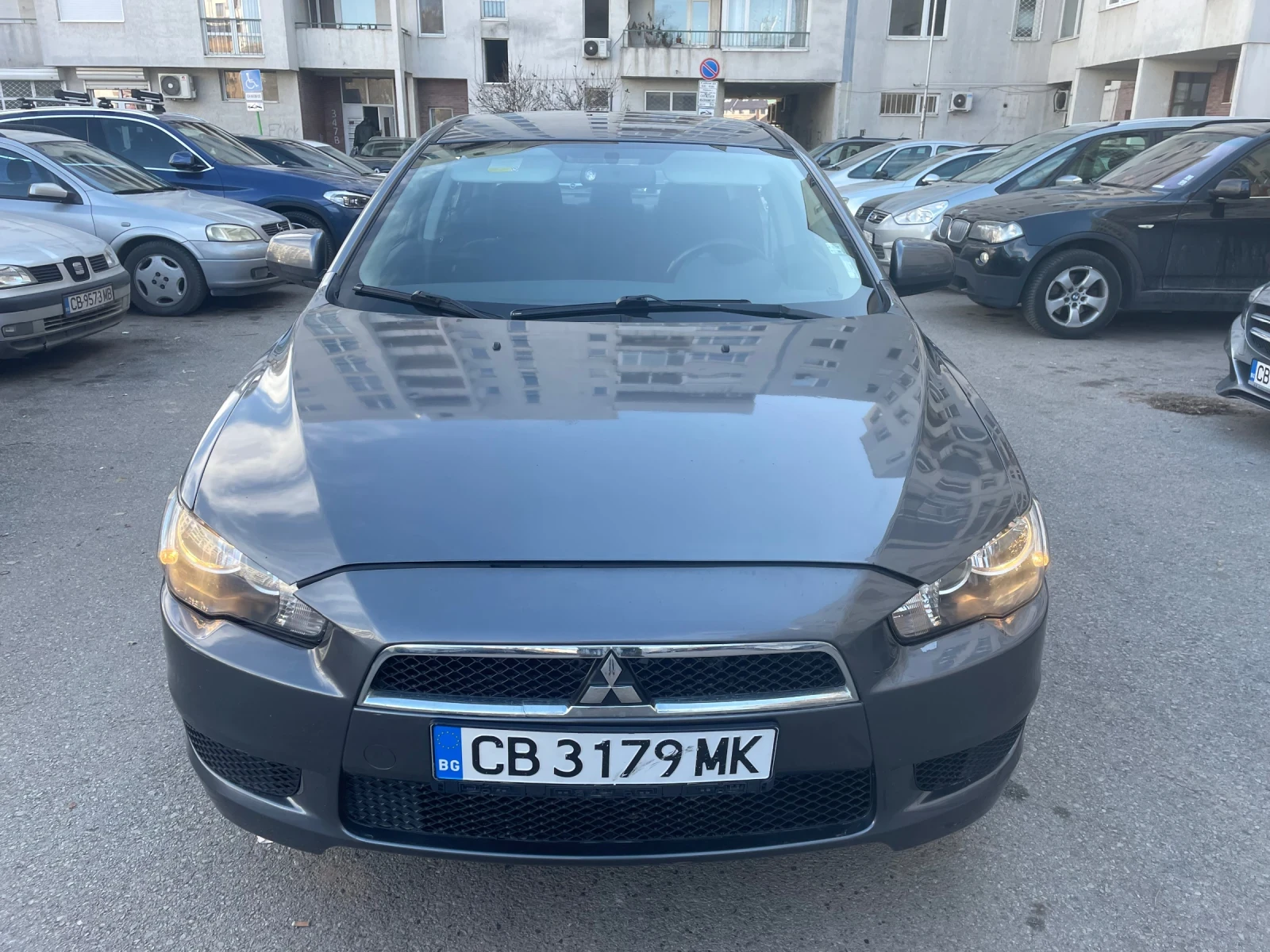 Mitsubishi Lancer 1.8 Автоматик  - изображение 3