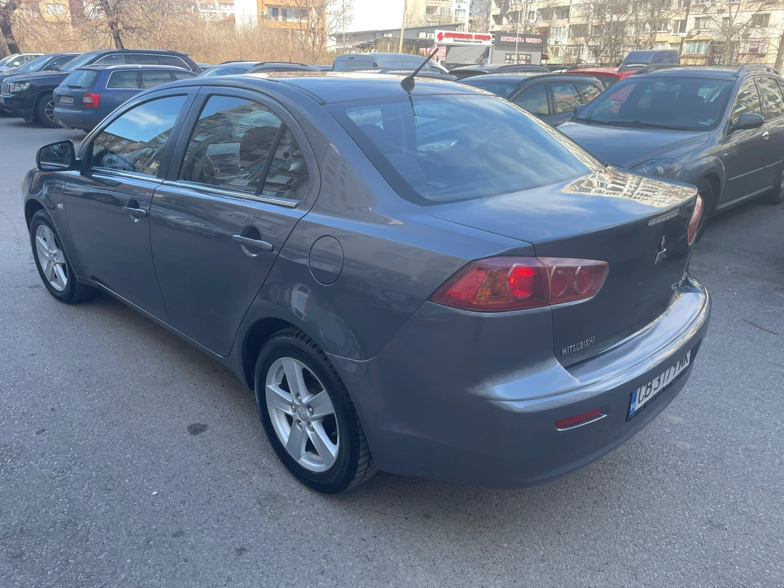 Mitsubishi Lancer 1.8 Автоматик  - изображение 6