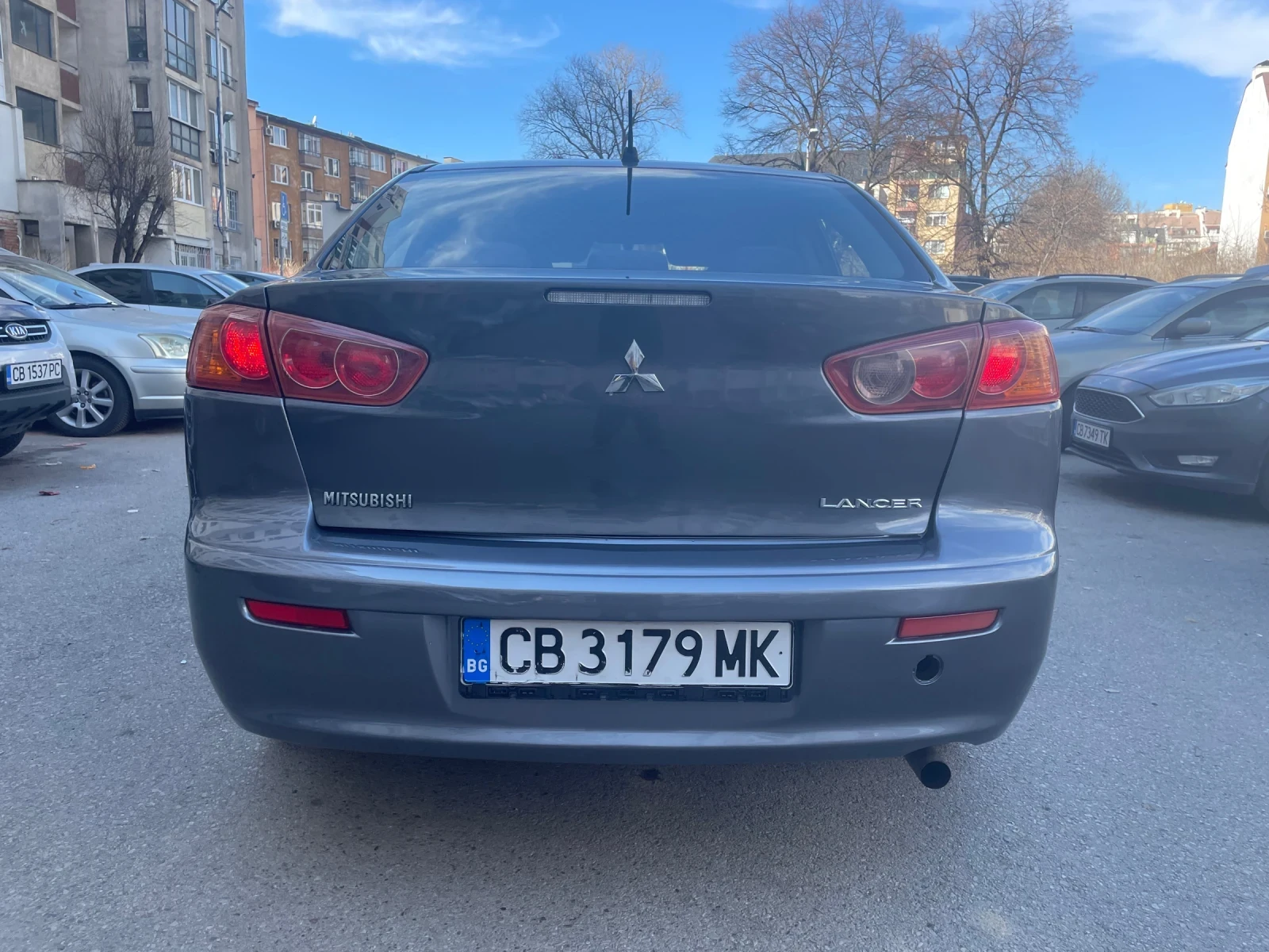 Mitsubishi Lancer 1.8 Автоматик  - изображение 4