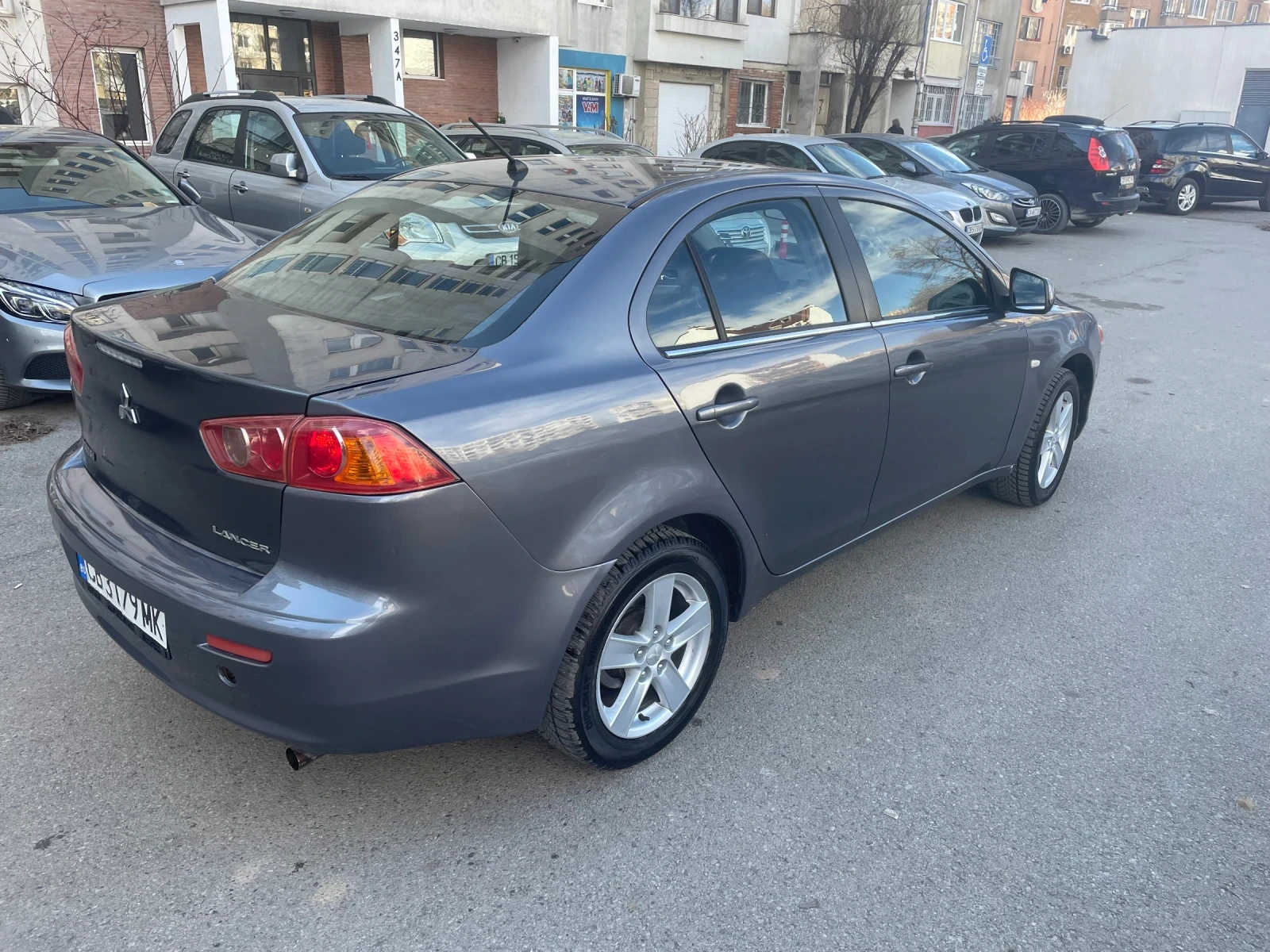 Mitsubishi Lancer 1.8 Автоматик  - изображение 5