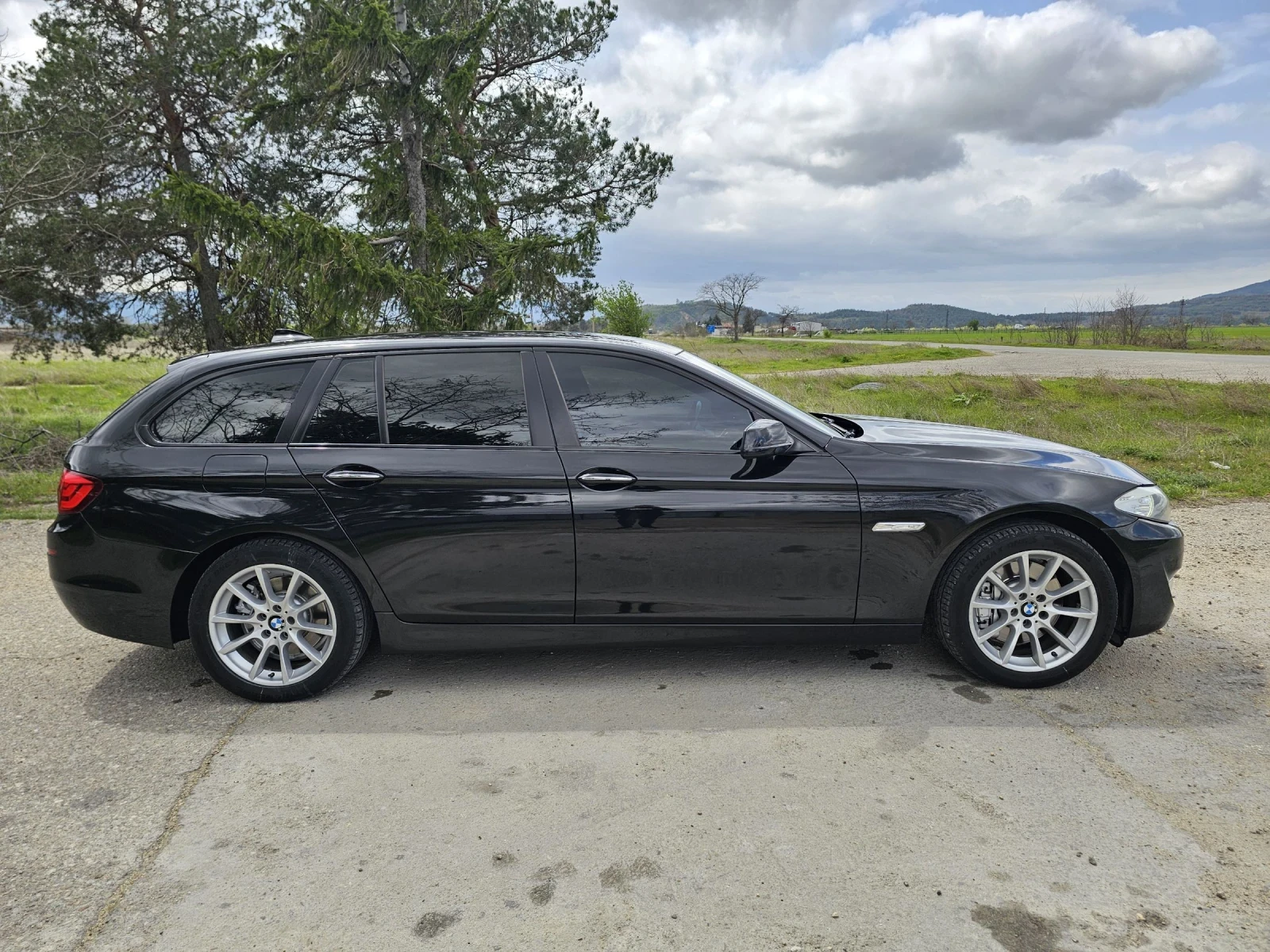 BMW 525 3.0D 6 цил. Швейцария РЕАЛНИ км. Сер.история - изображение 6