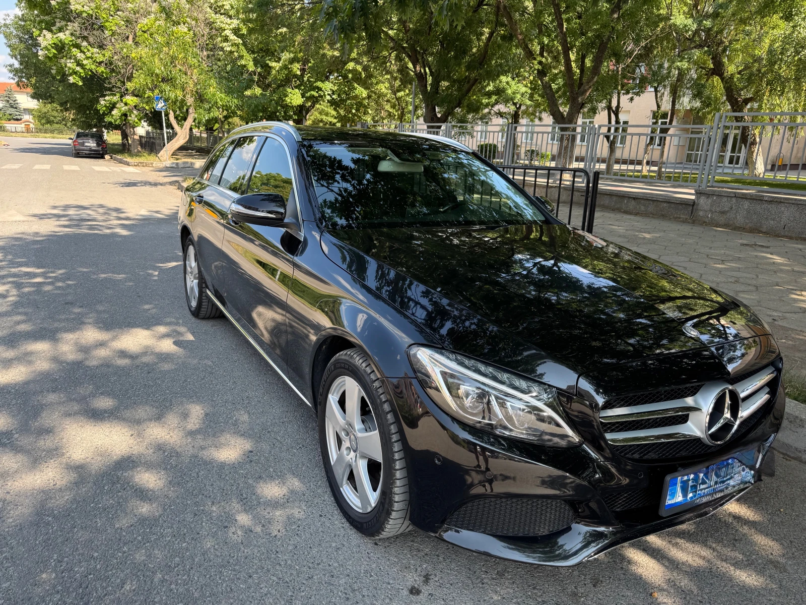 Mercedes-Benz C 220  - изображение 10