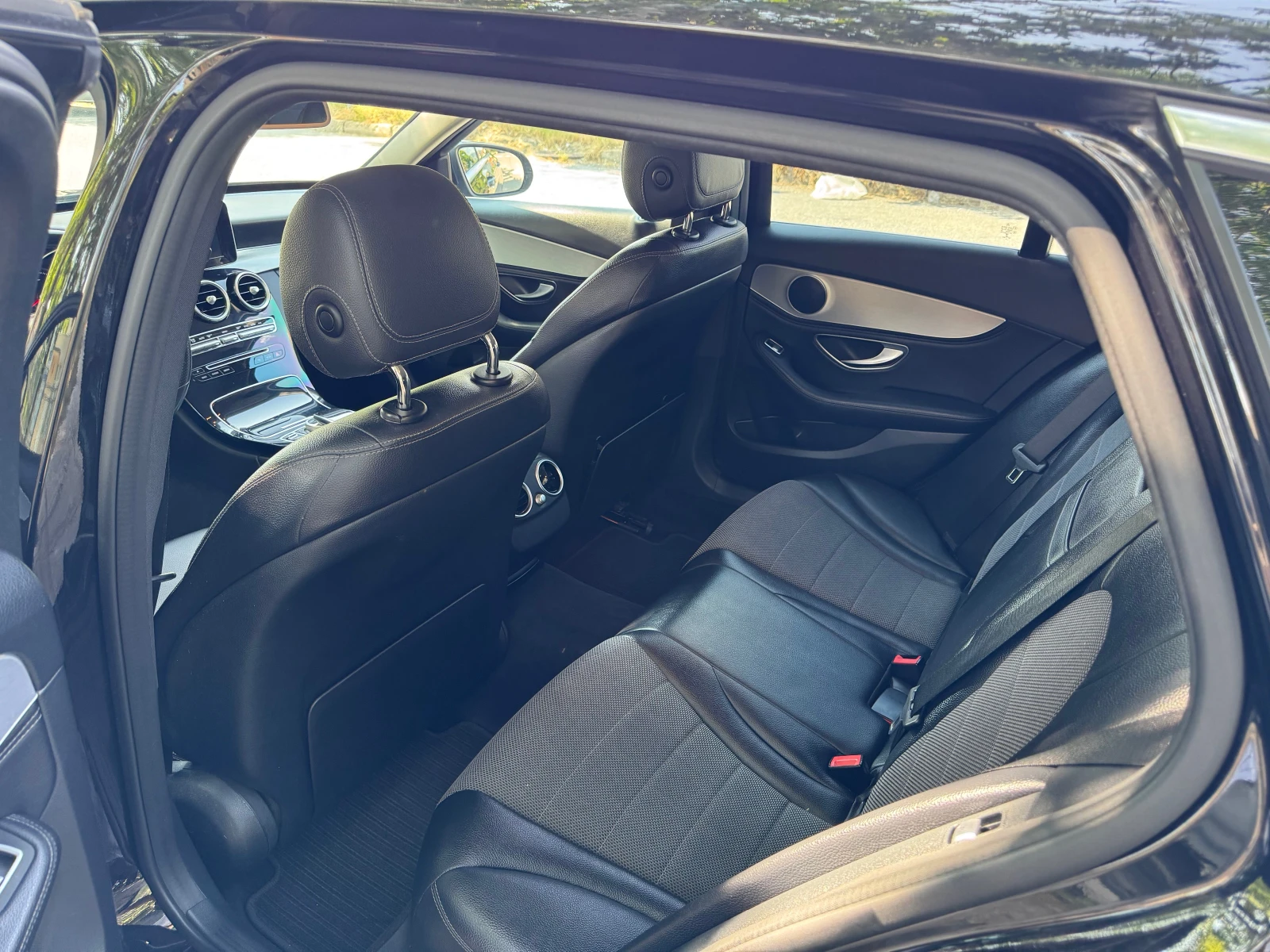 Mercedes-Benz C 220  - изображение 6