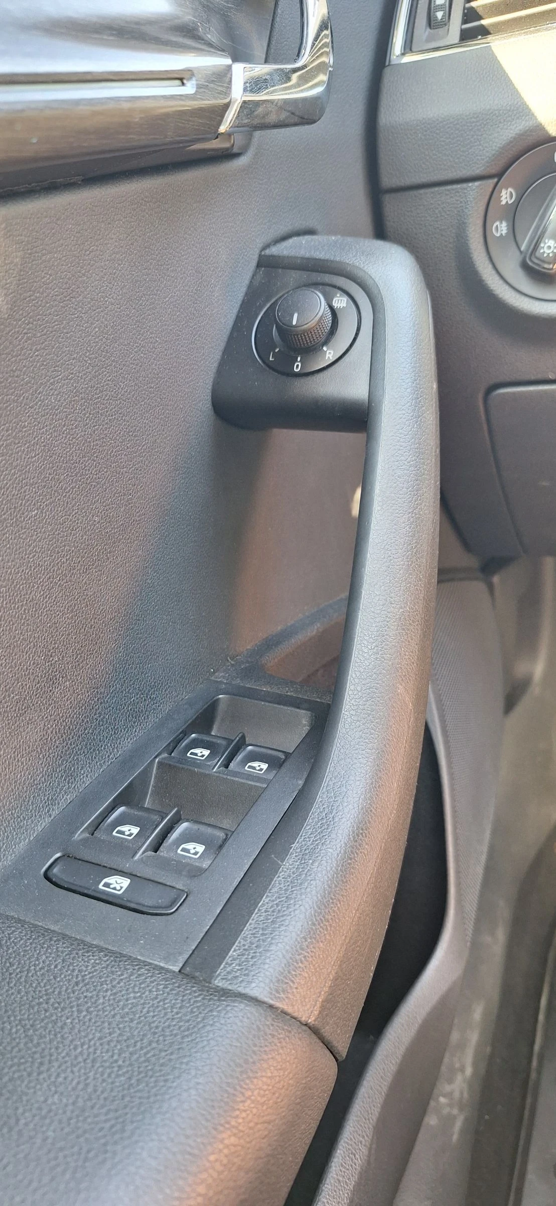 Skoda Octavia Scout - изображение 8