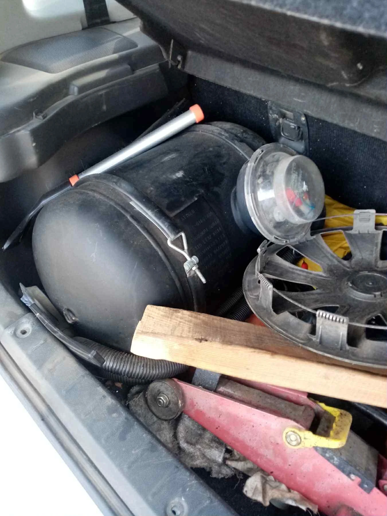 Subaru Justy 1.3 Газов инжекцион - изображение 9