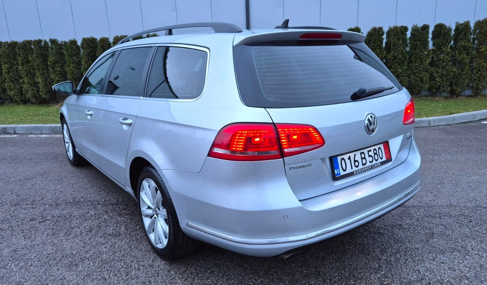 VW Passat 2.0 TDI 140кс SWISS - изображение 4