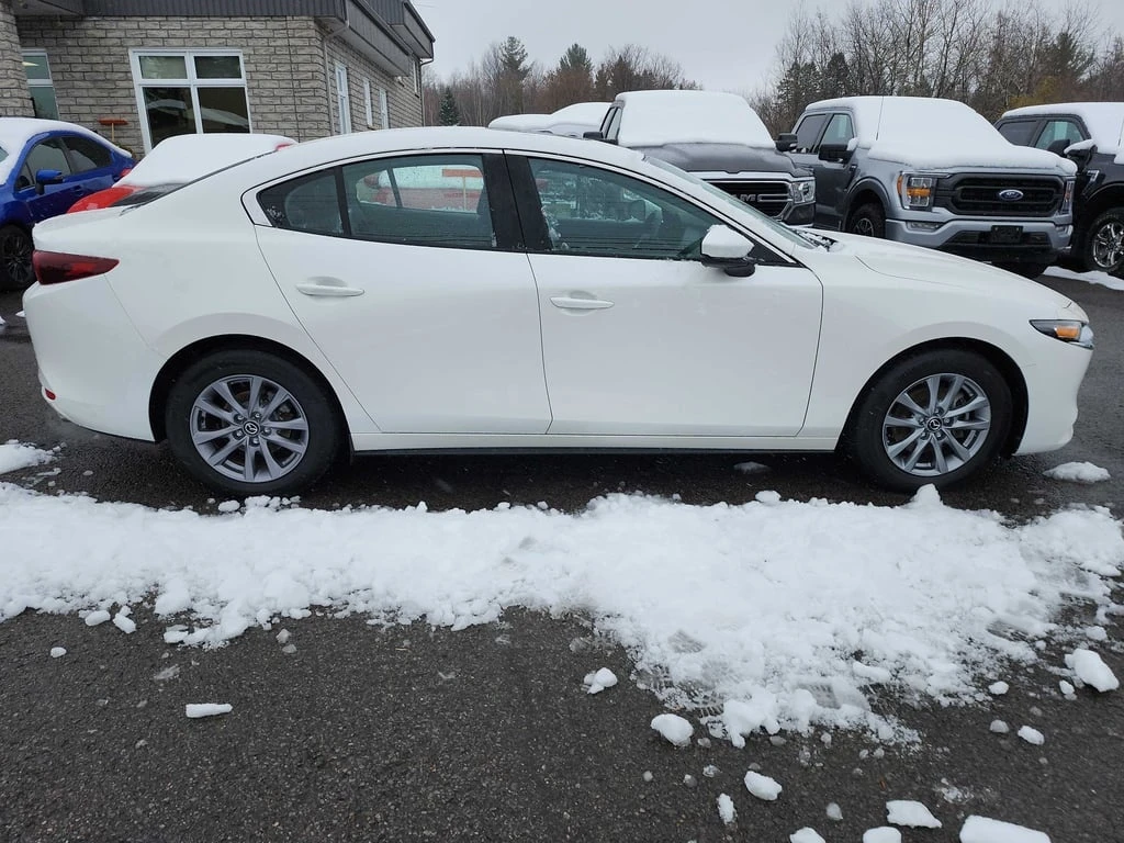 Mazda 3 * GS Auto i ACTIV AWD * CARFAX * ЦЕНА ДО БГ - изображение 3
