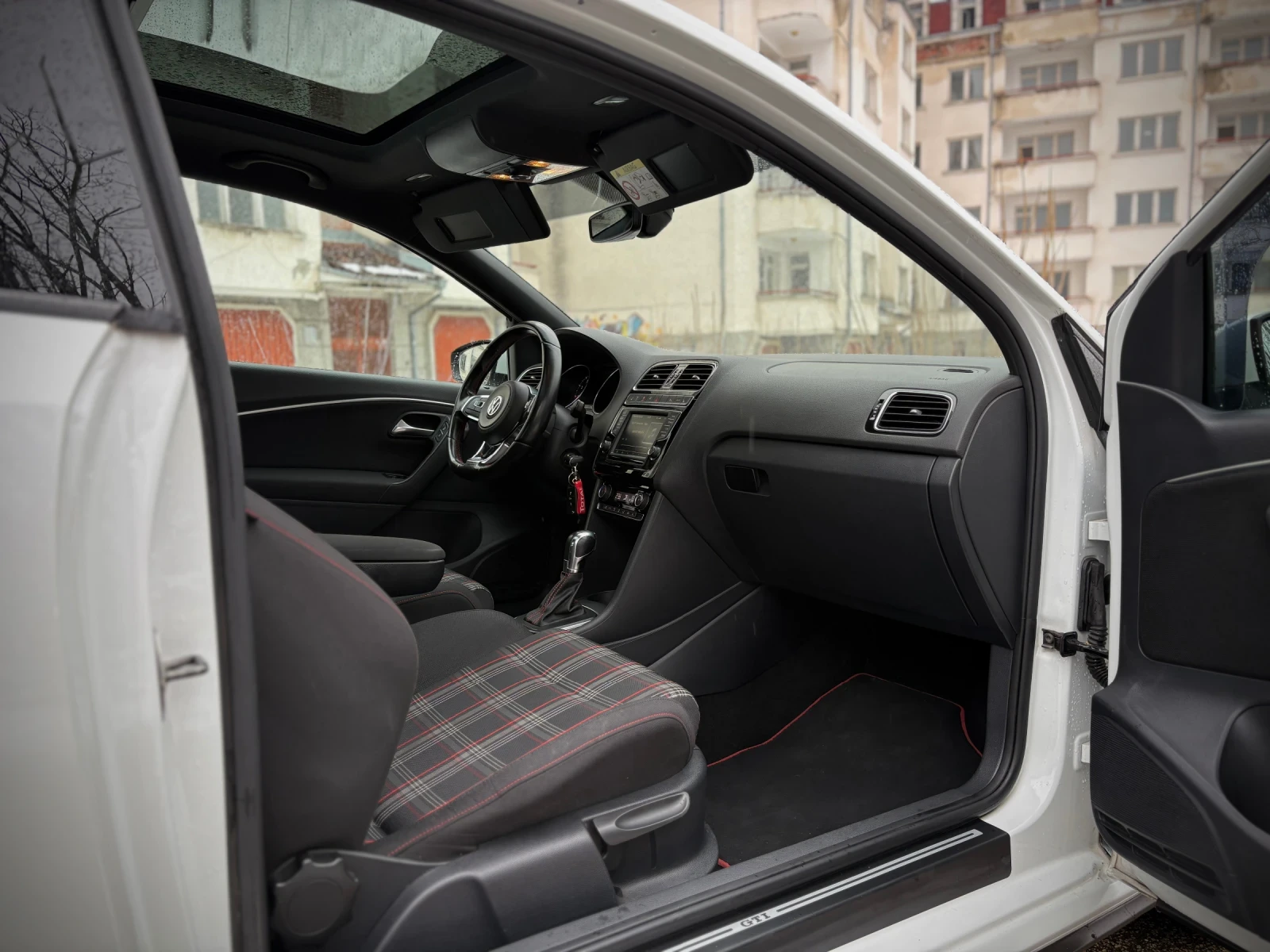 VW Polo * GTI * 1.8TSI * DSG * KAMERA * PANORAMA *  | Mobile.bg � ����������� 7