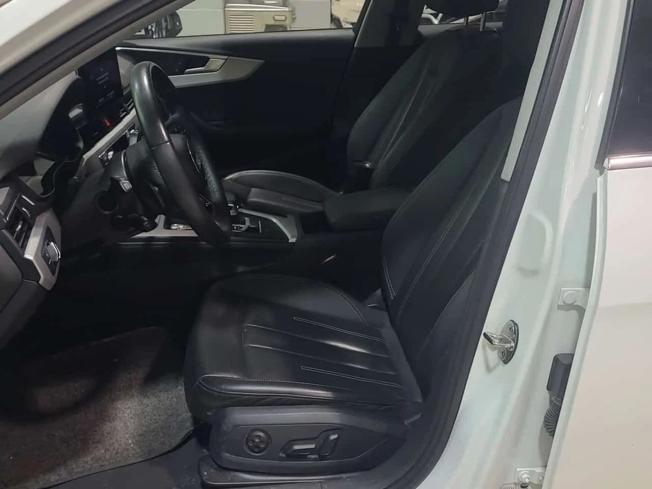 Audi A4 * KOMFORT * CARFAX * �������� * �������� *  | Mobile.bg � ����������� 5