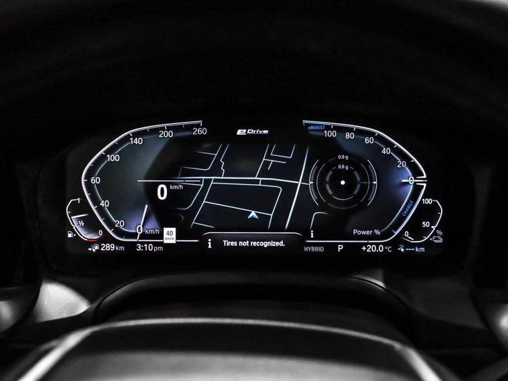 BMW 330 * 330e / AWD / Premium Enhanced Pkg / HUD / Cognac, снимка 13 - Автомобили и джипове - 53831205