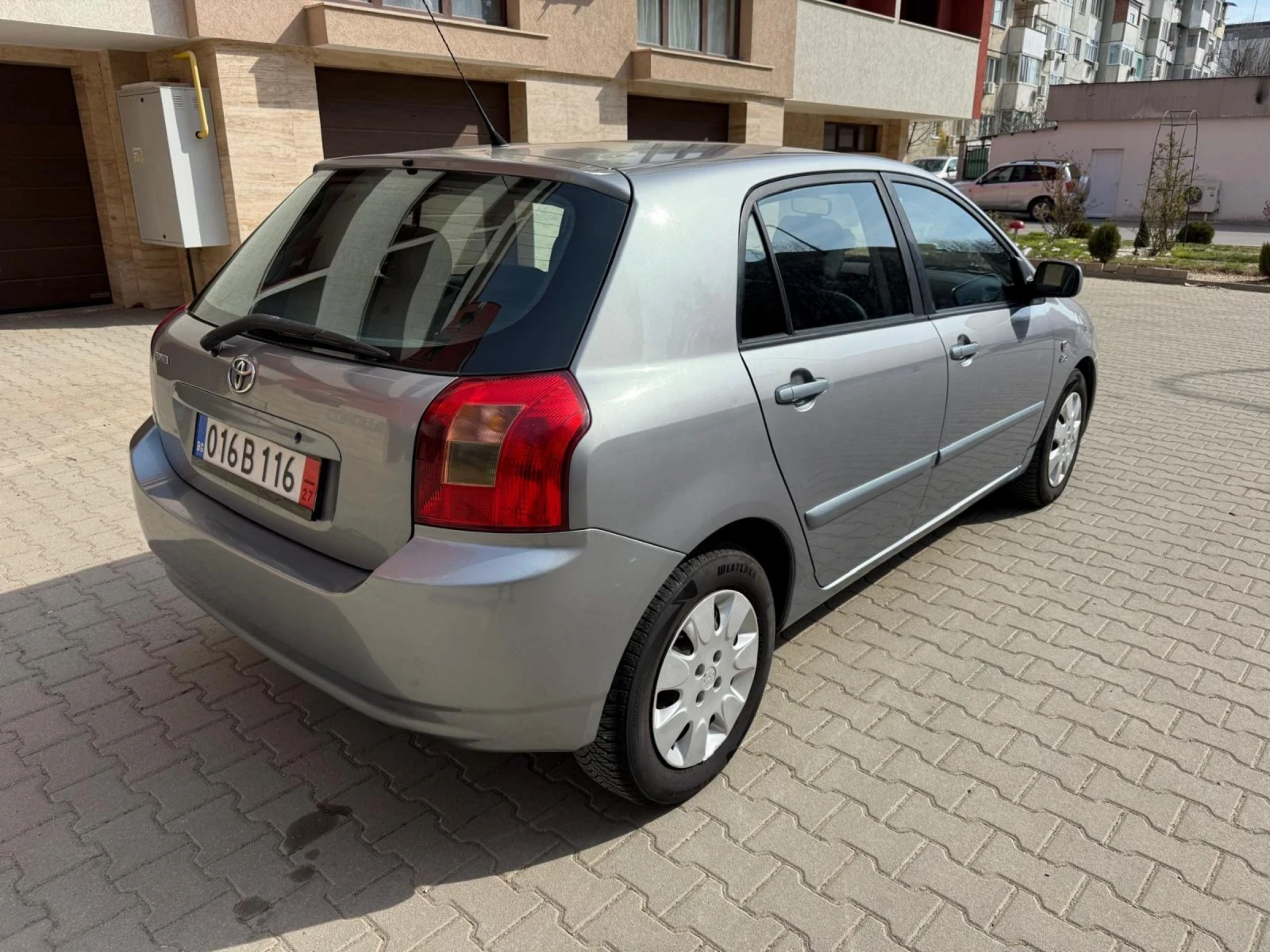 Toyota Corolla, снимка 6 - Автомобили и джипове - 53999910