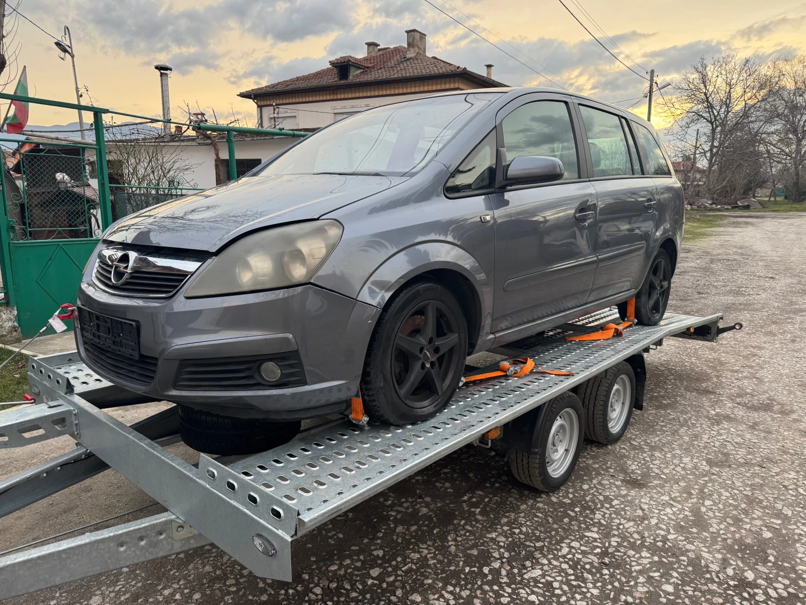 Opel Zafira, снимка 3 - Автомобили и джипове - 54138880