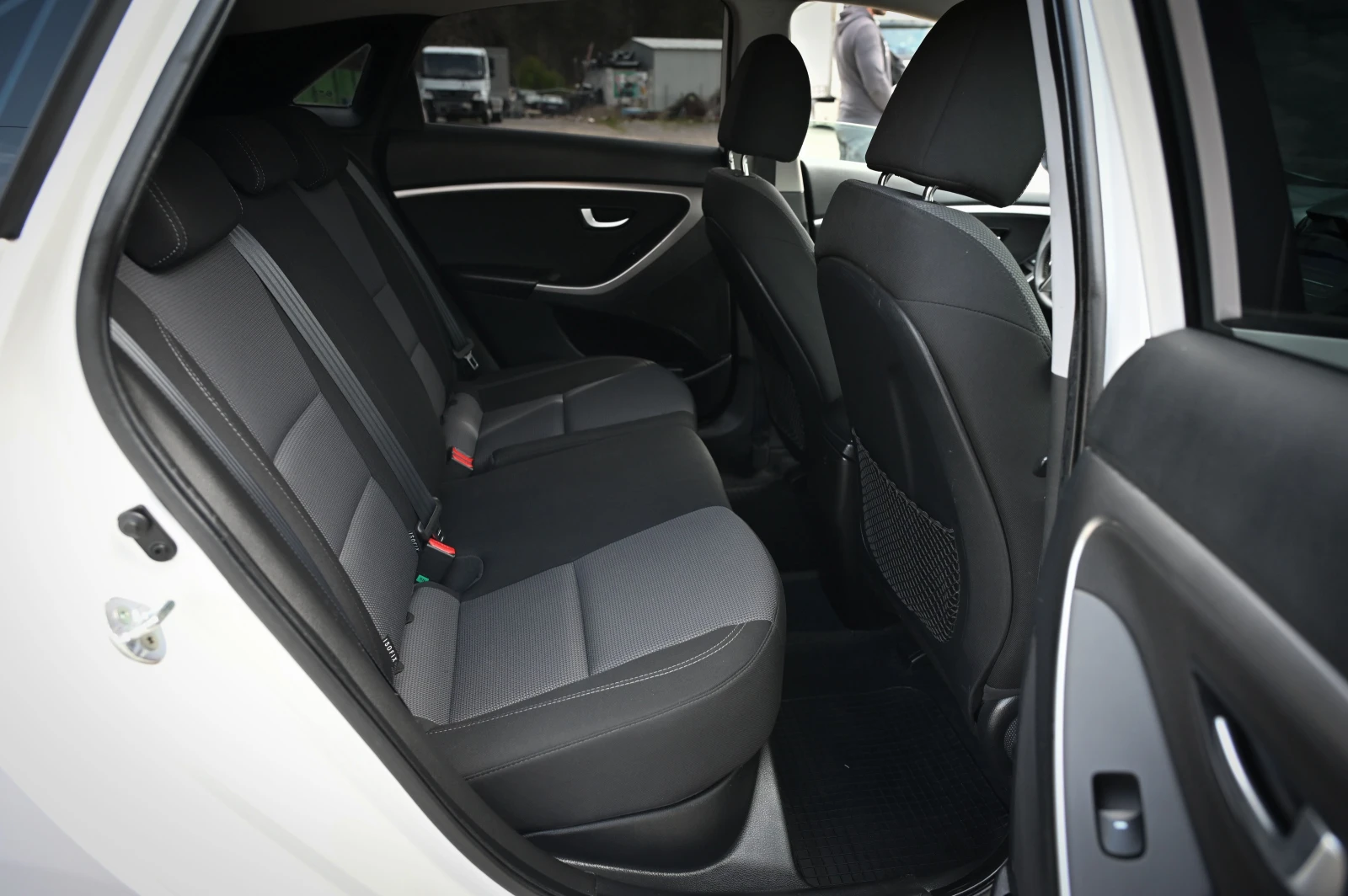 Hyundai I30 1.6 CRDI | Mobile.bg � ����������� 13