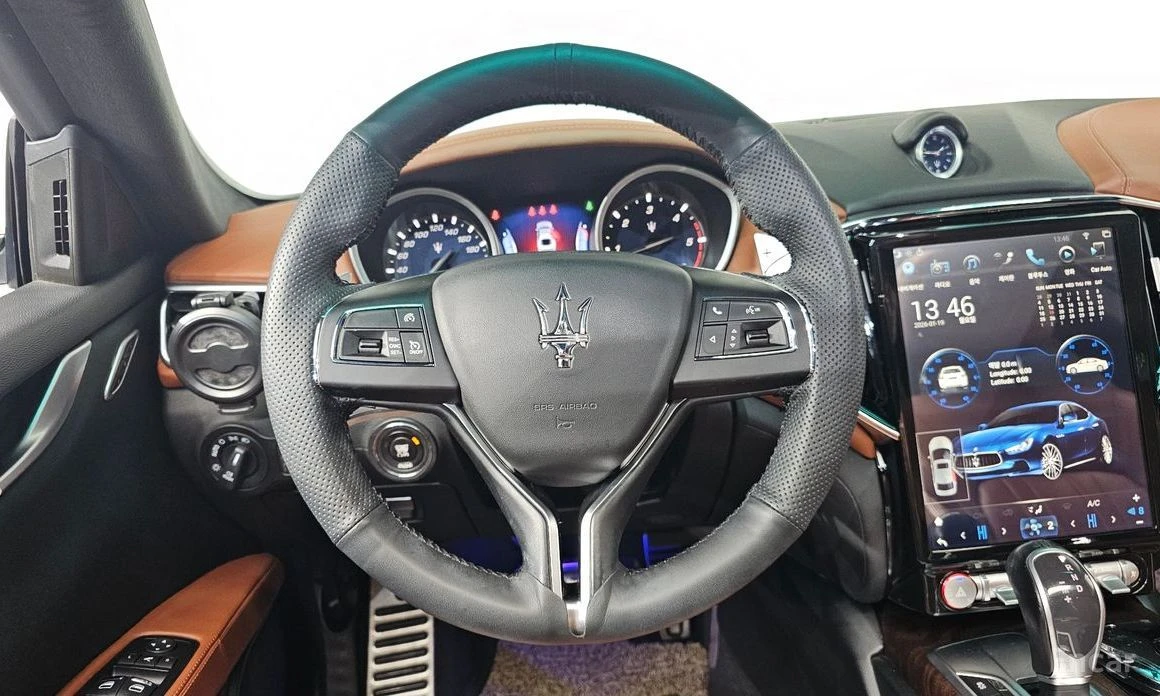 Maserati Ghibli, снимка 13 - Автомобили и джипове - 54393068