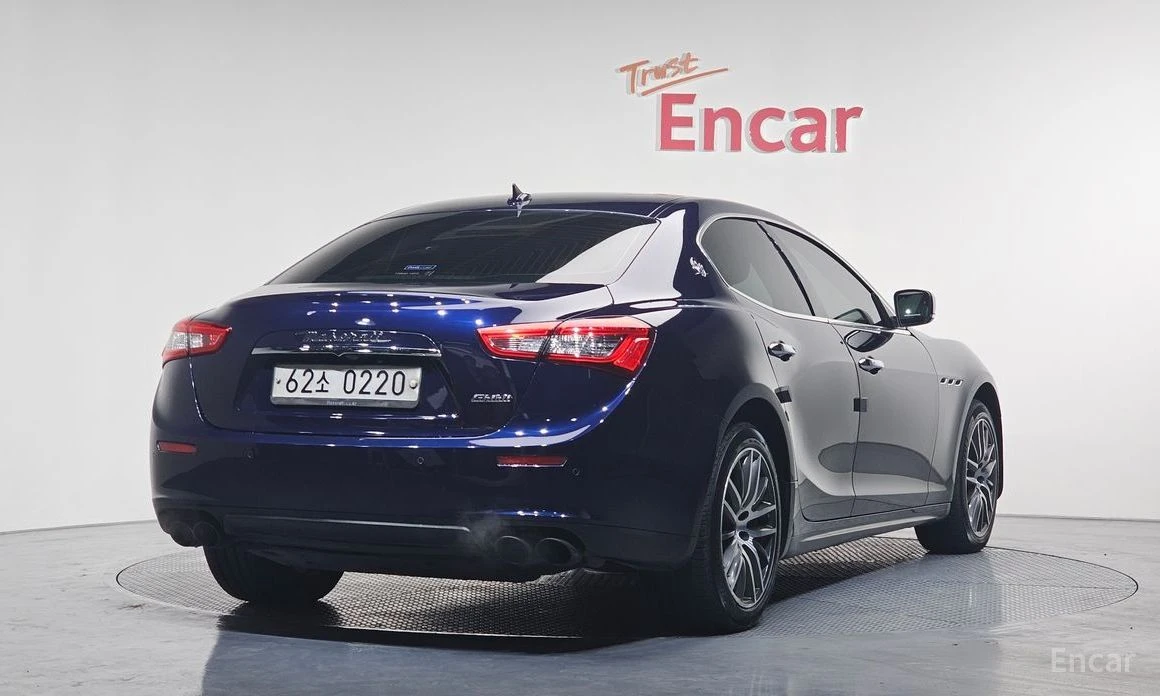 Maserati Ghibli, снимка 2 - Автомобили и джипове - 54393068