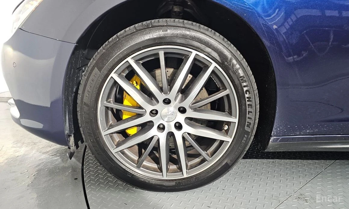 Maserati Ghibli, снимка 5 - Автомобили и джипове - 54393068