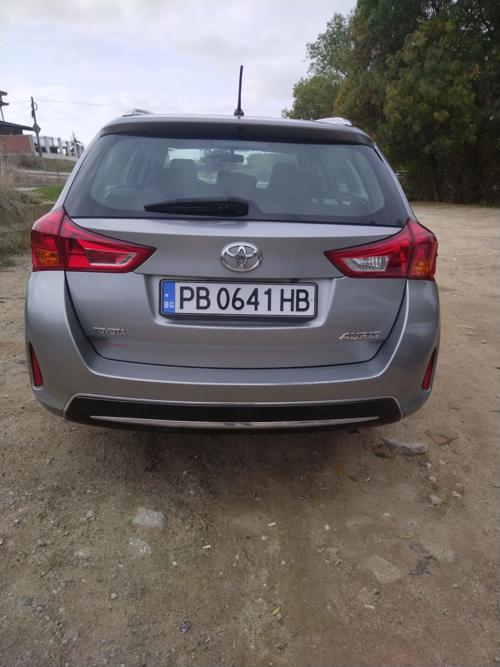 Toyota Auris, снимка 2 - Автомобили и джипове - 54415569