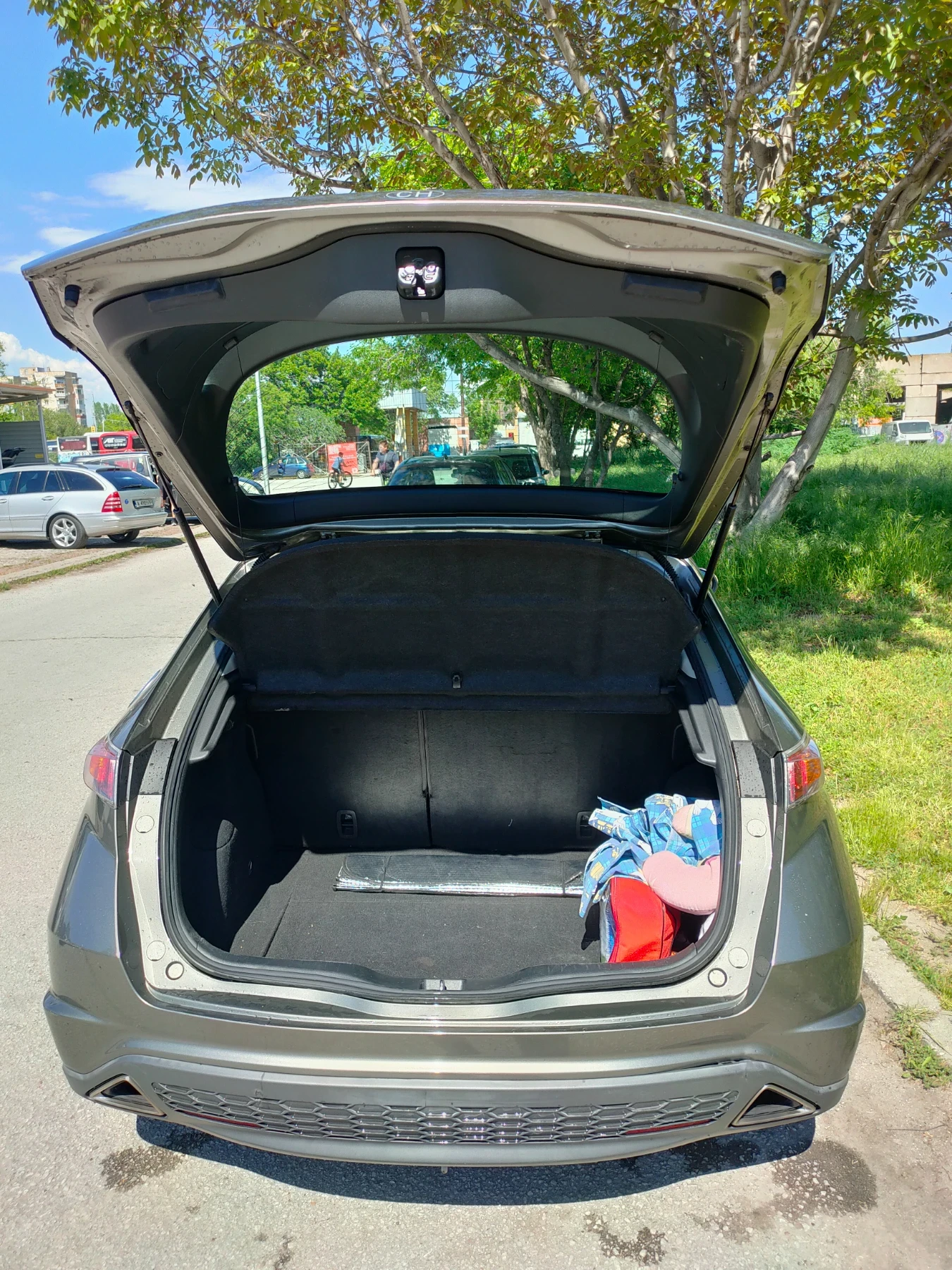 Honda Civic 1.8 бензин автоматик, снимка 9 - Автомобили и джипове - 54505656